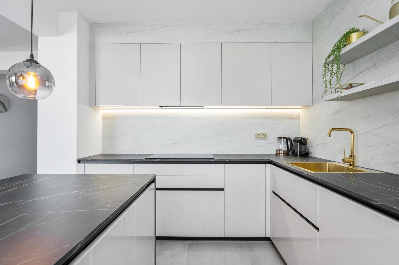 Luxury Sea View Apartment Levin Макарска Экстерьер фото
