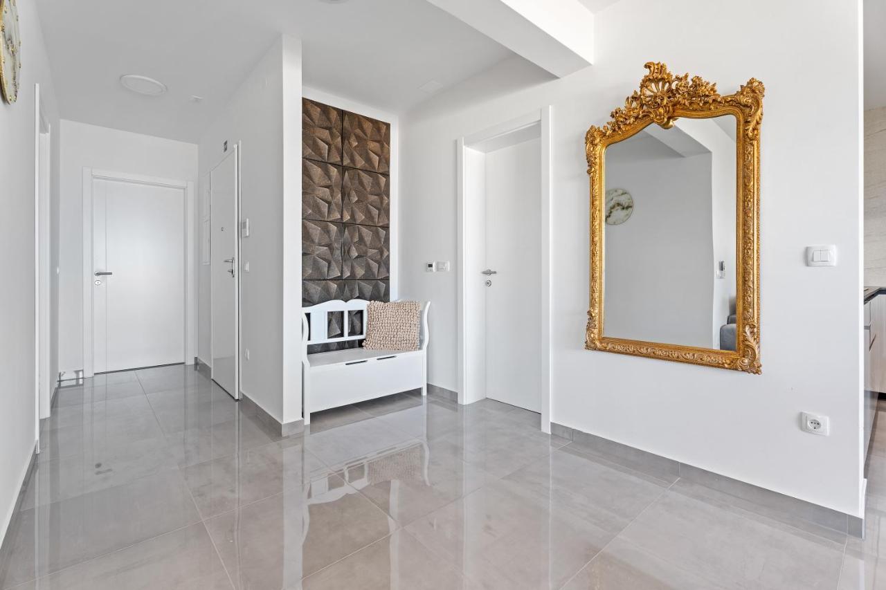 Luxury Sea View Apartment Levin Макарска Экстерьер фото