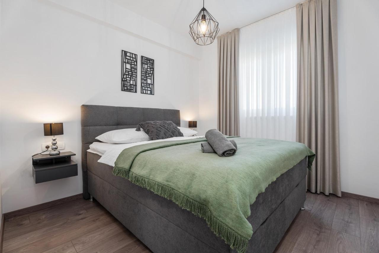 Luxury Sea View Apartment Levin Макарска Экстерьер фото