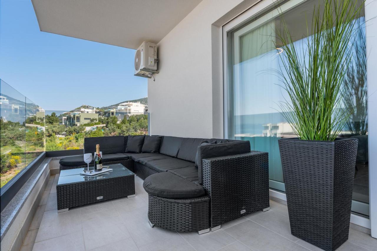Luxury Sea View Apartment Levin Макарска Экстерьер фото